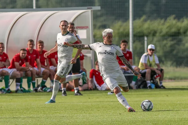 Runjaic zaliczył zwycięski debiut w sparingu. Legia lepsza od Chojniczanki [WIDEO]