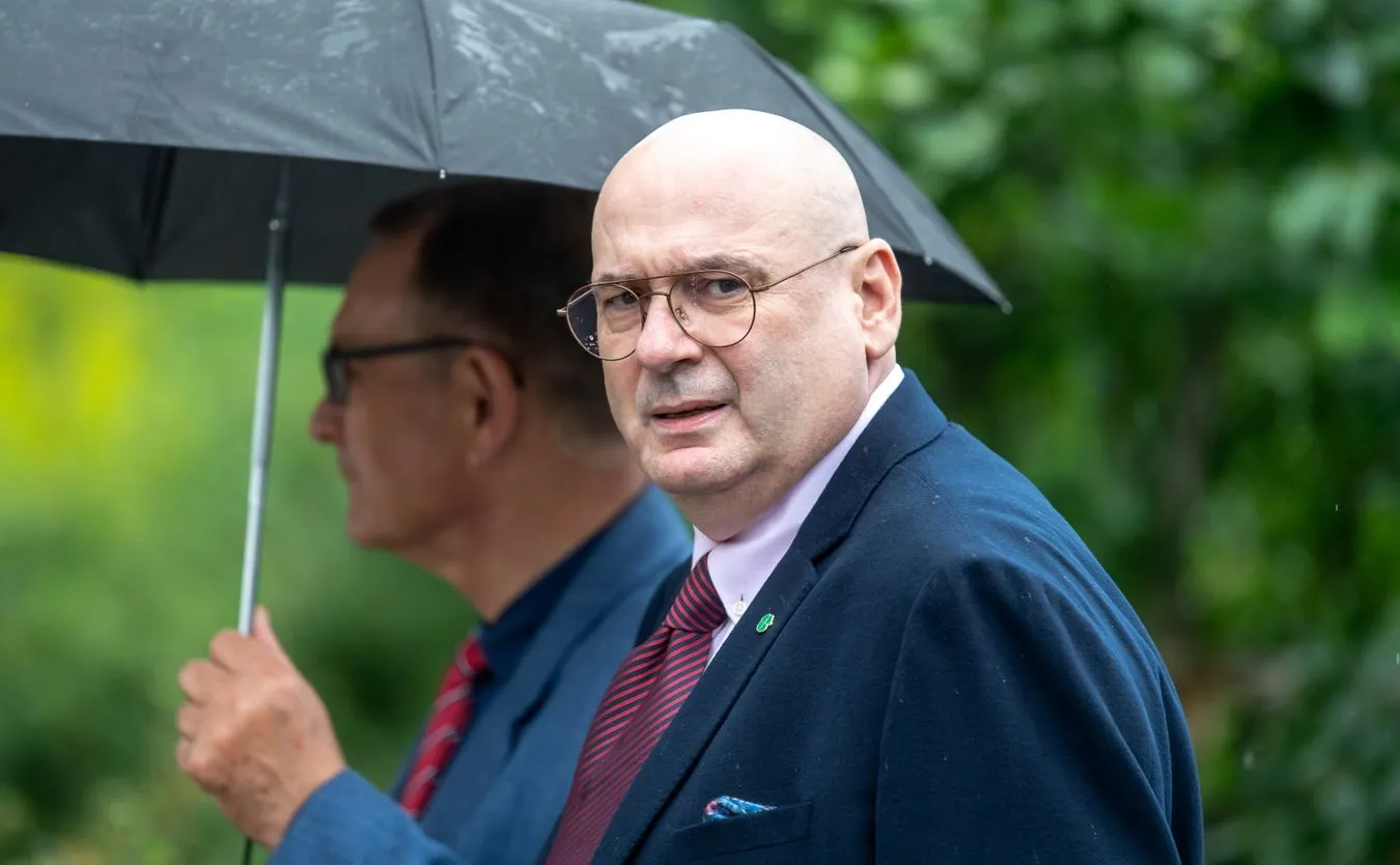 Zgorzelski o przesunięciu terminu wyborów samorządowych: Konstytucja byłaby złamana