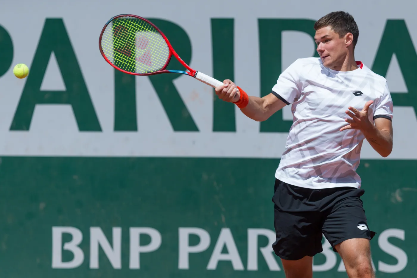 Kamil Majchrzak przegrał w pierwszej rundzie Wimbledonu