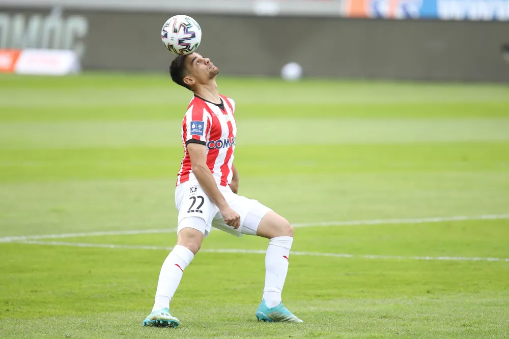 Efektowna bramka Loshaja. Rapid skuteczniejszy od Cracovii