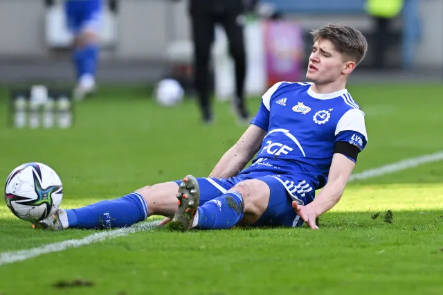 Stal Mielec w jeden dzień rozstała się z 13. piłkarzami