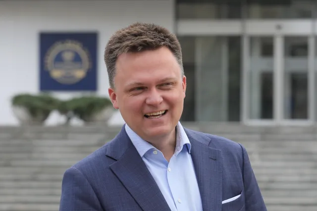 NOWY SONDAŻ zmartwi Lewicę? To Hołownia wskakuje na podium