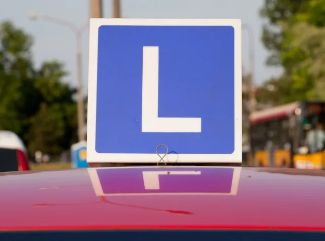 Ostatni dzwonek na tanie i łatwe prawo jazdy. Zabraknie miejsca na kursach?