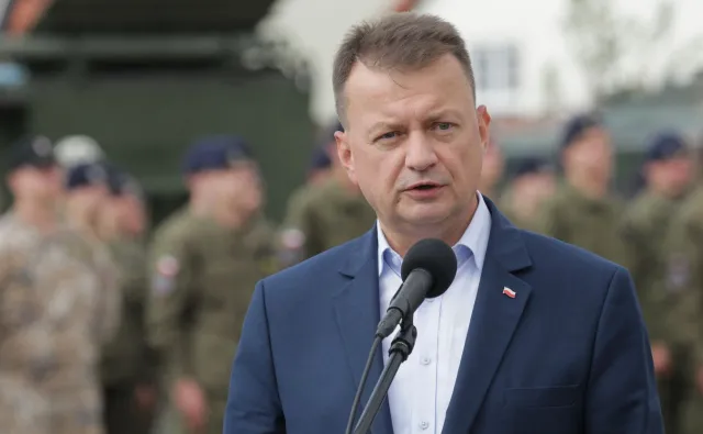 Błaszczak: Kupujemy południowokoreańską broń. 48 samolotów i 180 czołgów