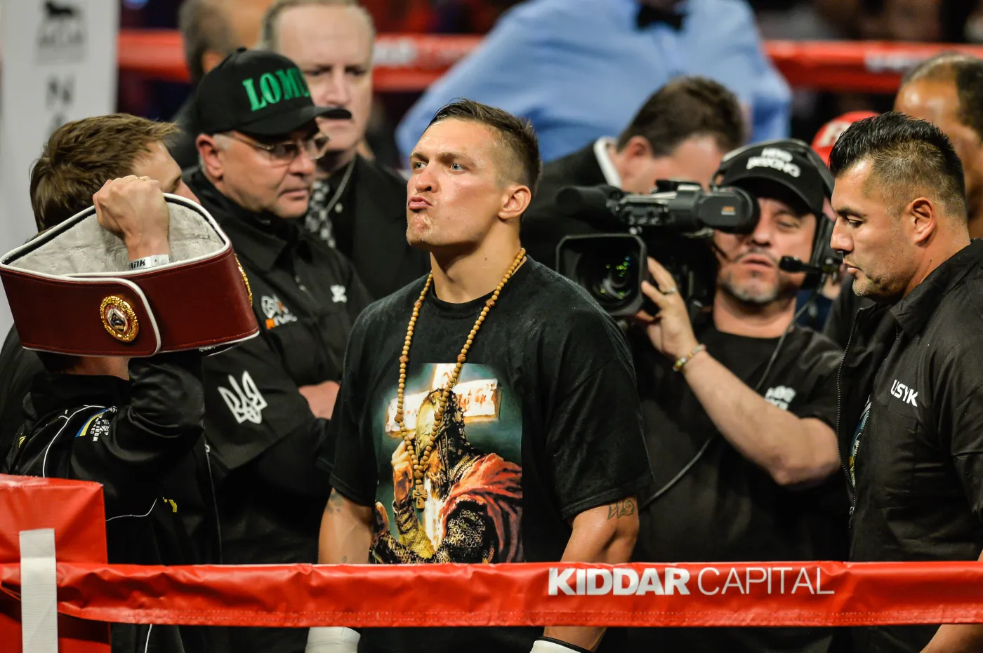 Fury i Wilder stawiają na zwycięstwo Usyka w rewanżowej walce Joshuą