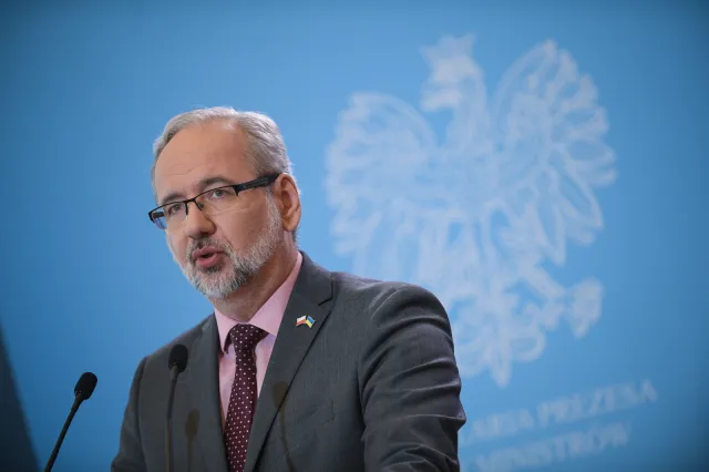 Kiedy powrócą covidowe restrykcje? Niedzielski określił próg