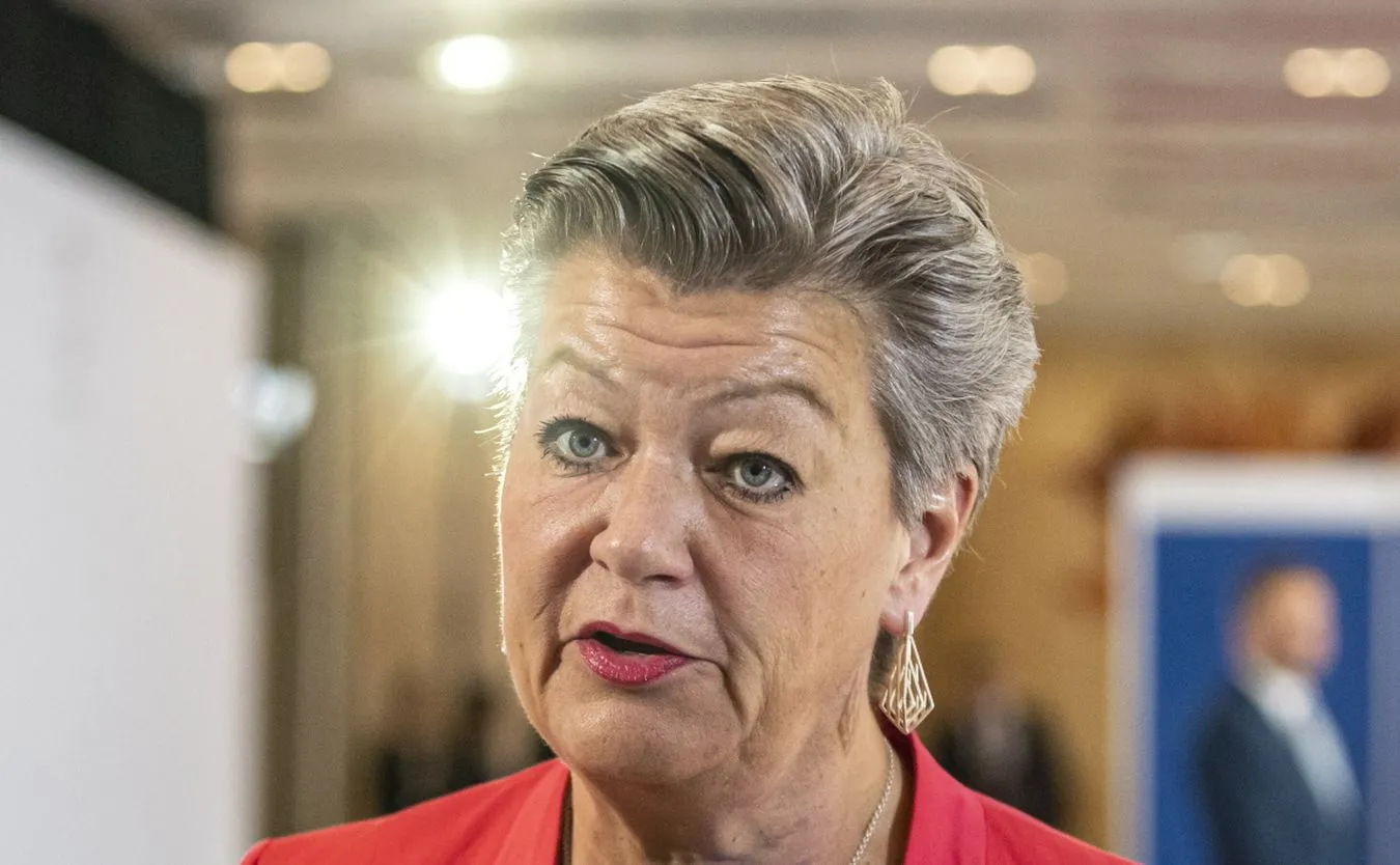 Unijny komisarz: Liczba Ukraińców wjeżdżających do UE wraca do poziomu sprzed wojny