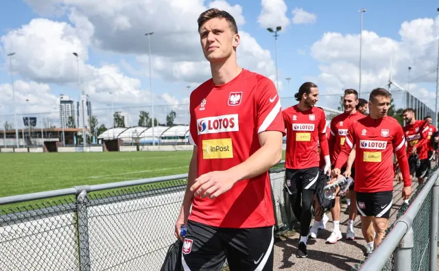 Krystian Bielik wypożyczony do Birmingham City