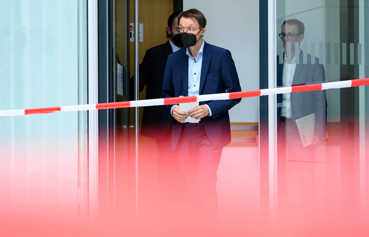 "Poufne negocjacje" ws. Covid-19. Minister zdrowia Niemiec przestrzega przed "katastrofą"