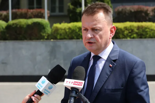 Błaszczak ujawnia kulisy nieudanej wymiany czołgów z Niemcami. "Było tak..."