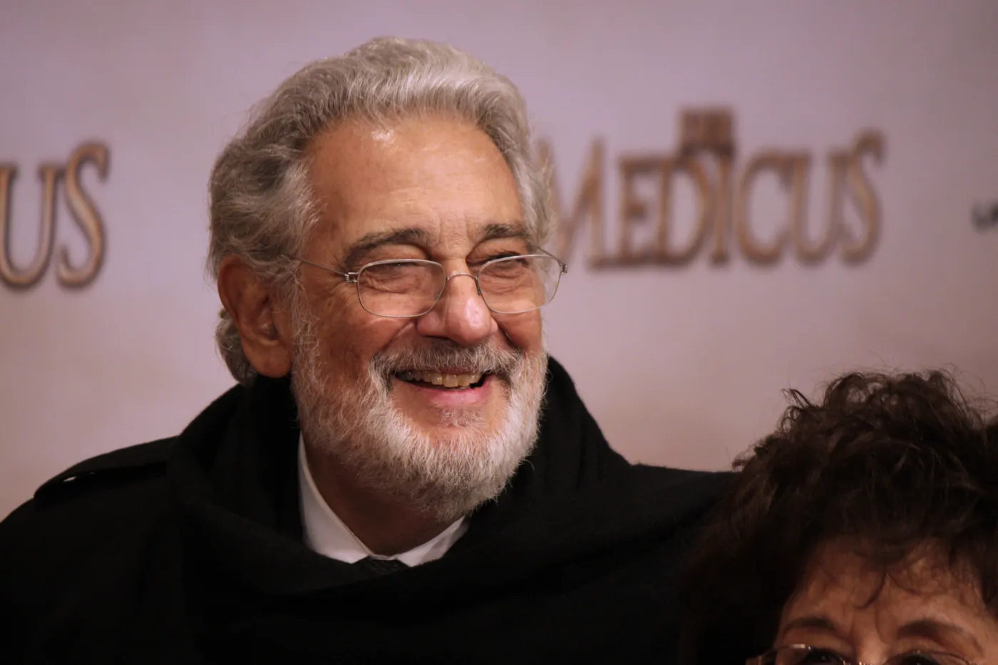 Placido Domingo odrzuca oskarżenia dotyczące korzystania z usług handlarzy żywym towarem