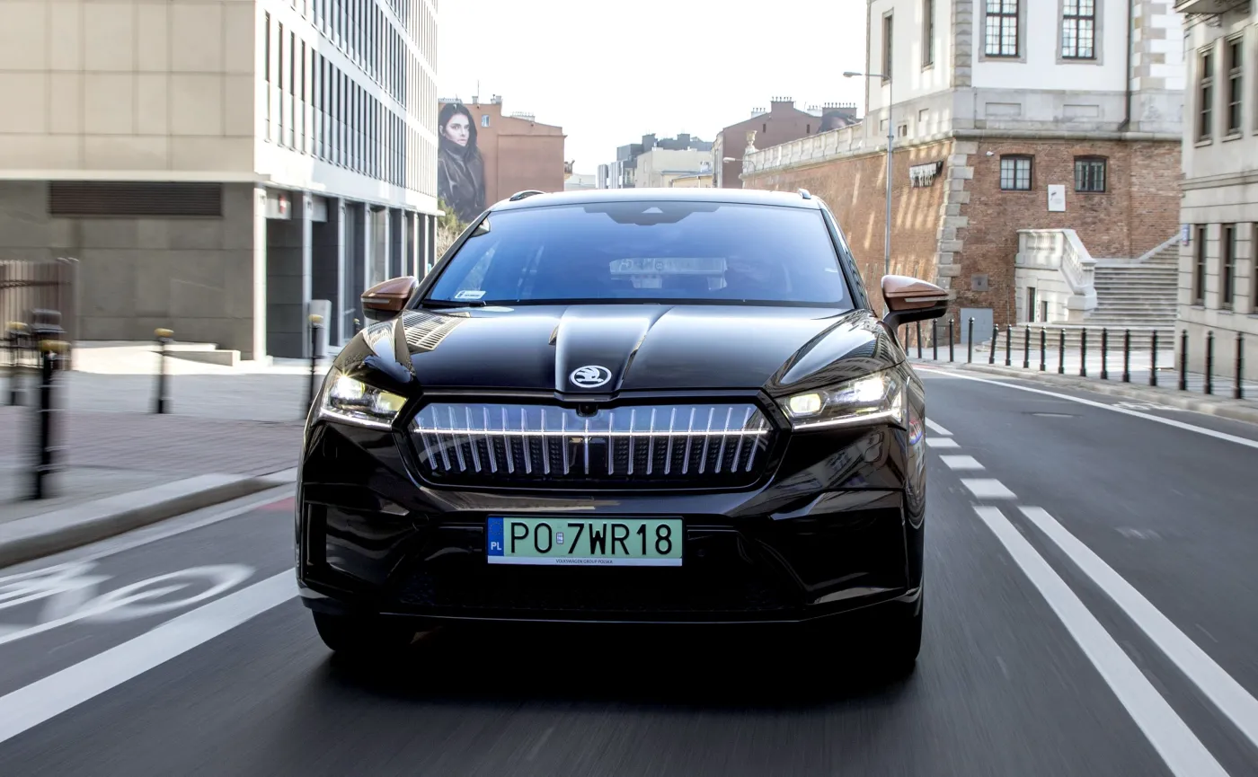 skoda-enyaq-iv-37539084.jpg