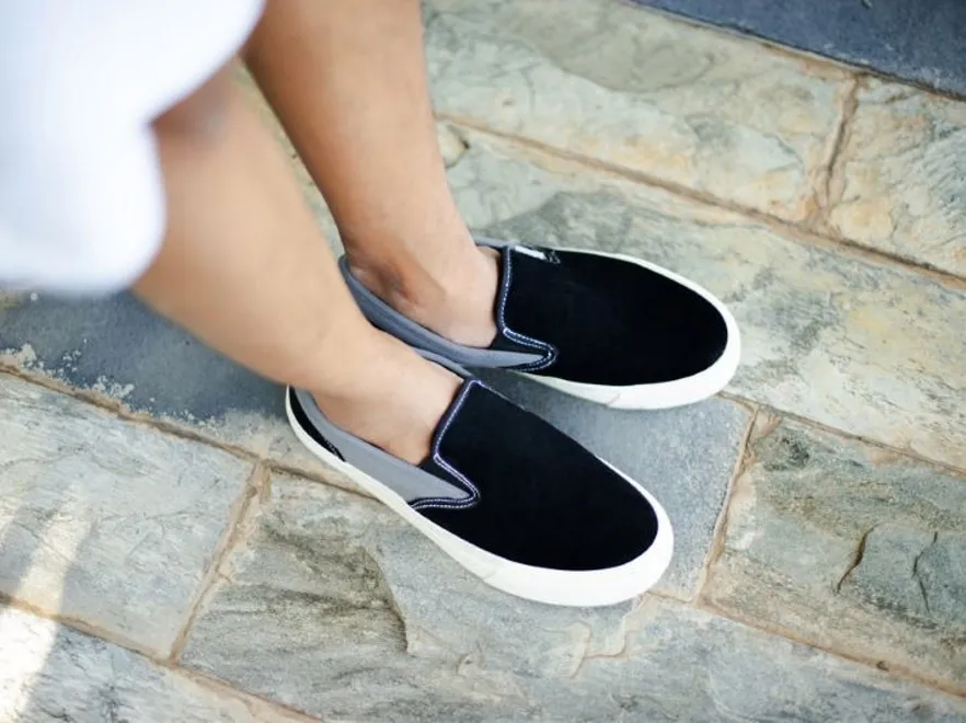 Co jest złego w sznurówkach? Lekarz radzi, jak wybrać buty do szkoły dla dziecka