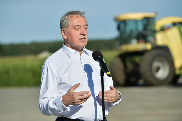 Kowalczyk: Pracujemy z Sasinem nad systemem, który umożliwi wznowienie produkcji nawozów