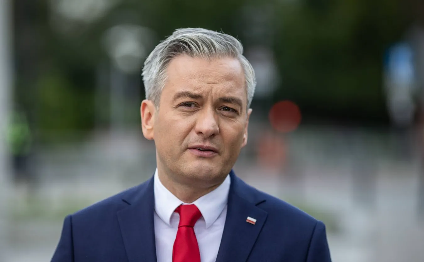 Biedroń o słowach Tuska ws. aborcji: Czyny decydują o tym czy kobiety żyją w wolności, czy w piekle