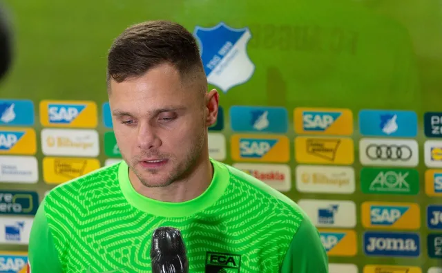 Gikiewicz obronił rzut karny, BVB pokonana w końcówce