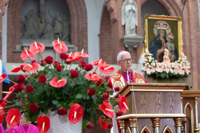 Abp Skworc ma "receptę" na inflację: Cnota umiarkowania woła o ponowne odkrycie