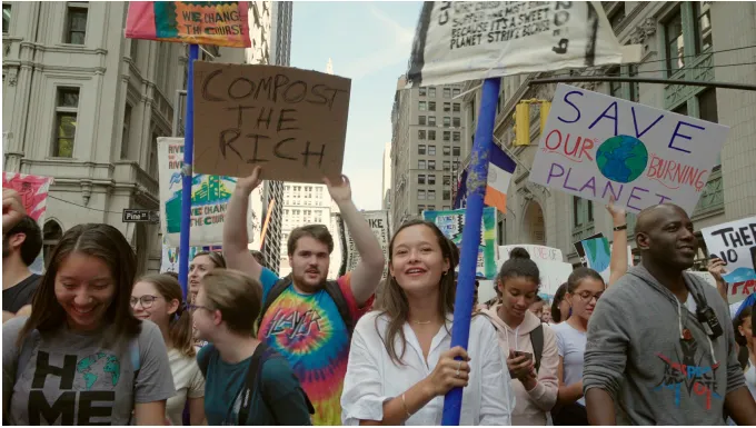 "Bigger Than Us" na platformach streamingowych od 26 sierpnia