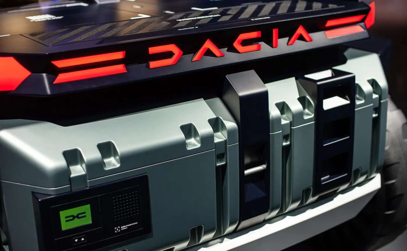 dacia-manifesto-37562294.jpg