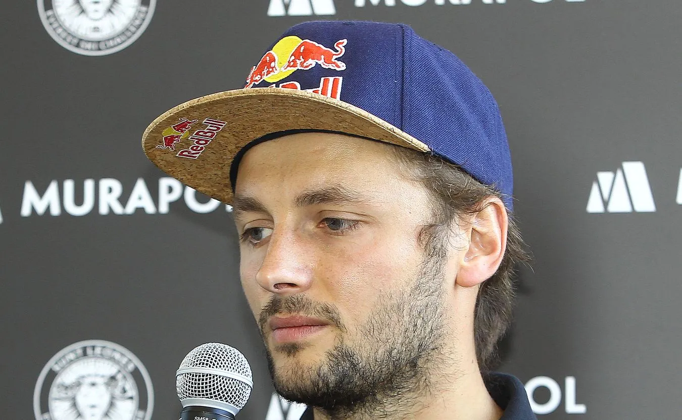 Andrzej Bargiel wstrzymał atak szczytowy na Mount Everest