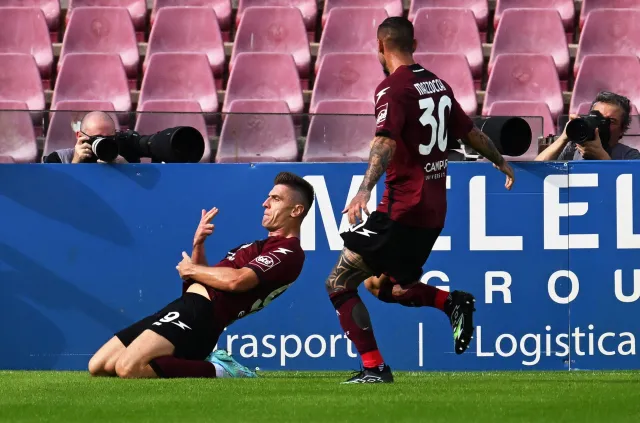 Krzysztof Piątek "odpalił" rewolwery. Strzelił gola w meczu z Veroną [WIDEO]