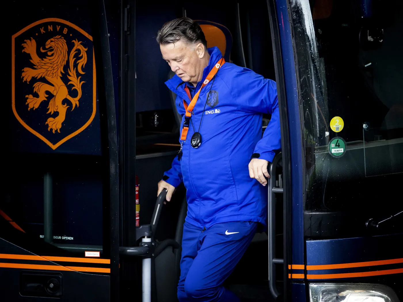 Louis van Gaal: Wygrać grupę i jechać niepokonanym na mundial