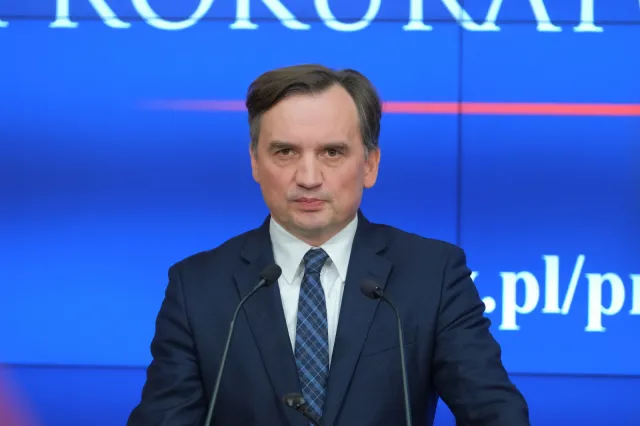 Ziobro nie krył, co sądzi o odejściu Szymańskiego. "Lepiej późno niż wcale"