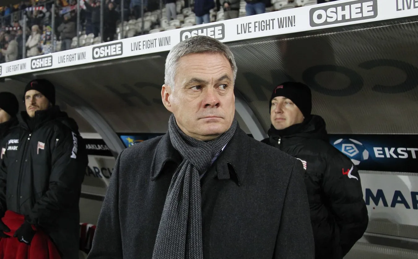 Trener Cracovii: Chcemy pożegnać się z kibicami w godny sposób