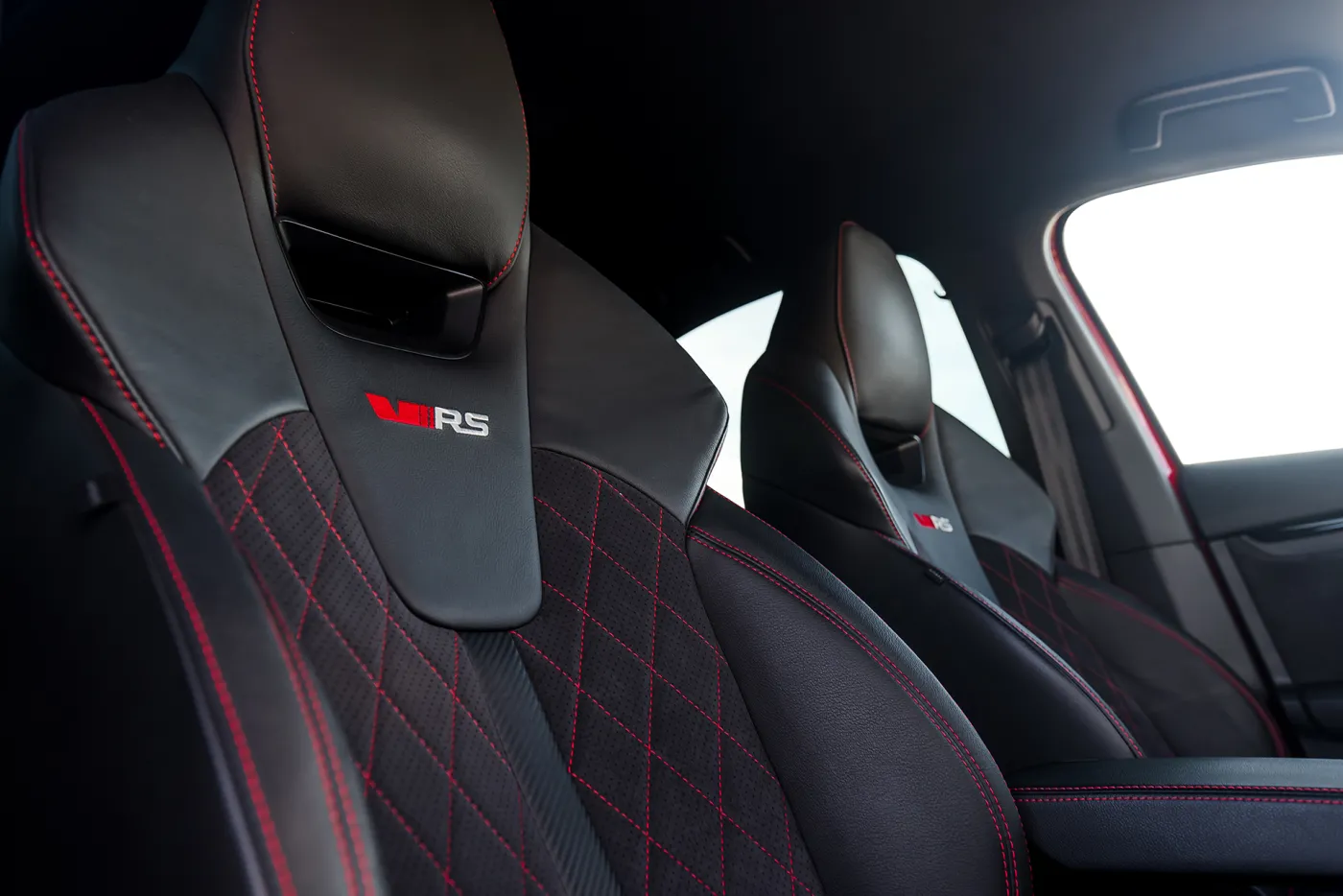 skoda-octavia-rs-37611960.jpg