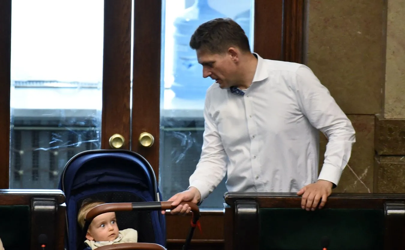 Burza po słowach posła PiS. Tak skomentował wpis Anny Lewandowskiej