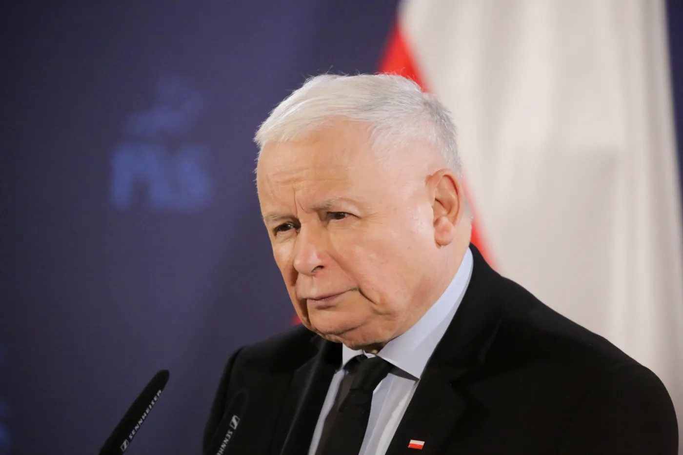Prezes PiS o budowie muru na granicy z Rosją: Jeśli sytuacja się zaostrzy, to...