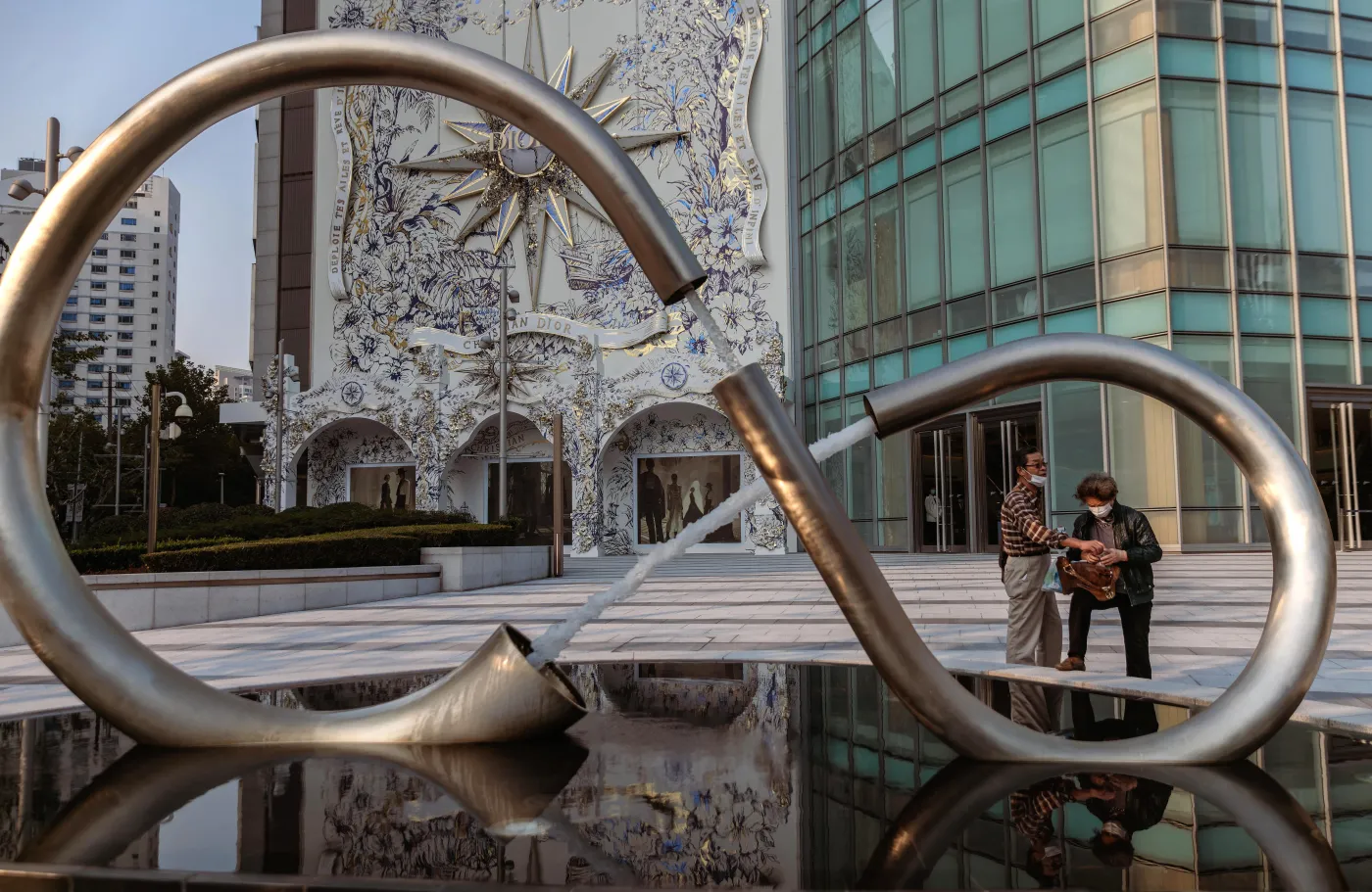 Chiny skracają kwarantannę covidową. Linie lotnicze nie będą już karane