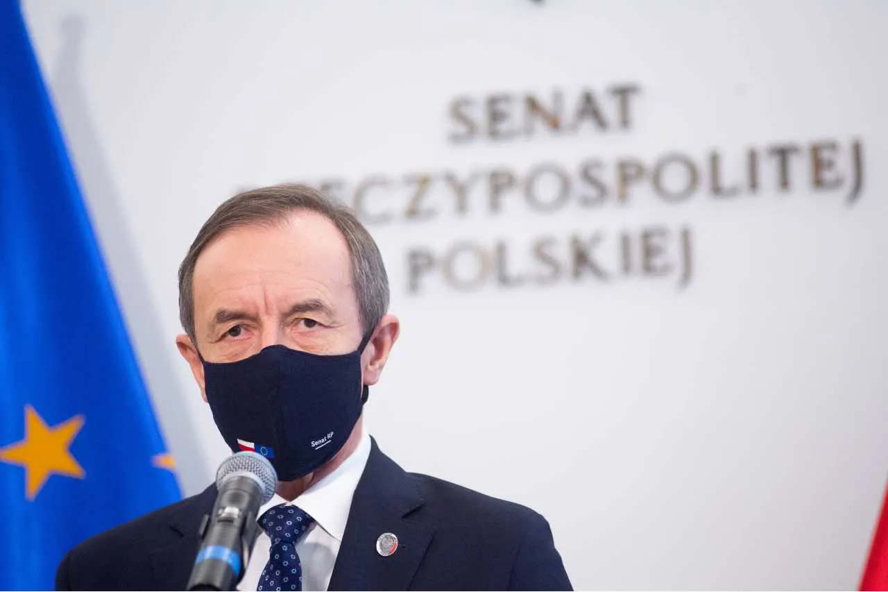 "Nie ma nic złego w przytaczaniu słów poety. Z ważniejszej trybuny padło o kanaliach"