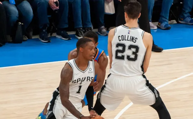 Liga NBA. Dotkliwa porażka Spurs, Sochan wrócił do gry