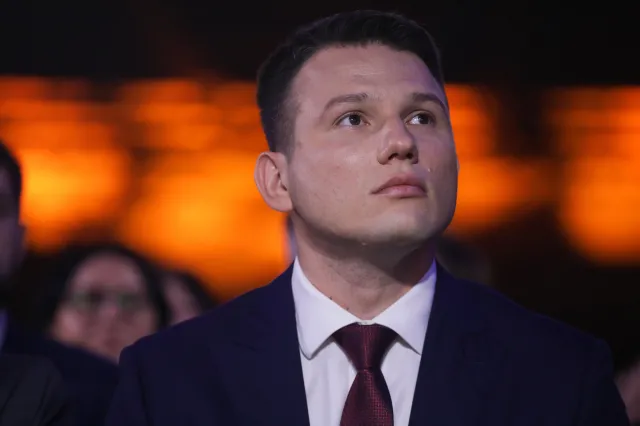 PiS niezmiennie na czele, Konfederacja poza Sejmem. NOWY SONDAŻ