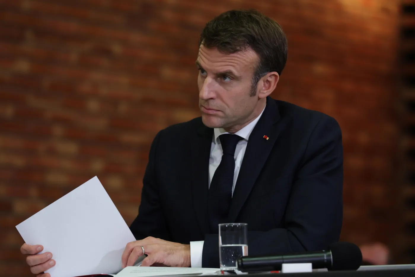 Macron pod lupą śledczych. "Moje rachunki zostały prześwietlone"