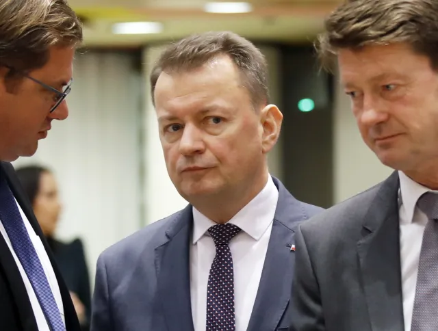 Szef MON: Wydałem decyzję o postawieniu w stan podwyższonej gotowości części jednostek wojskowych