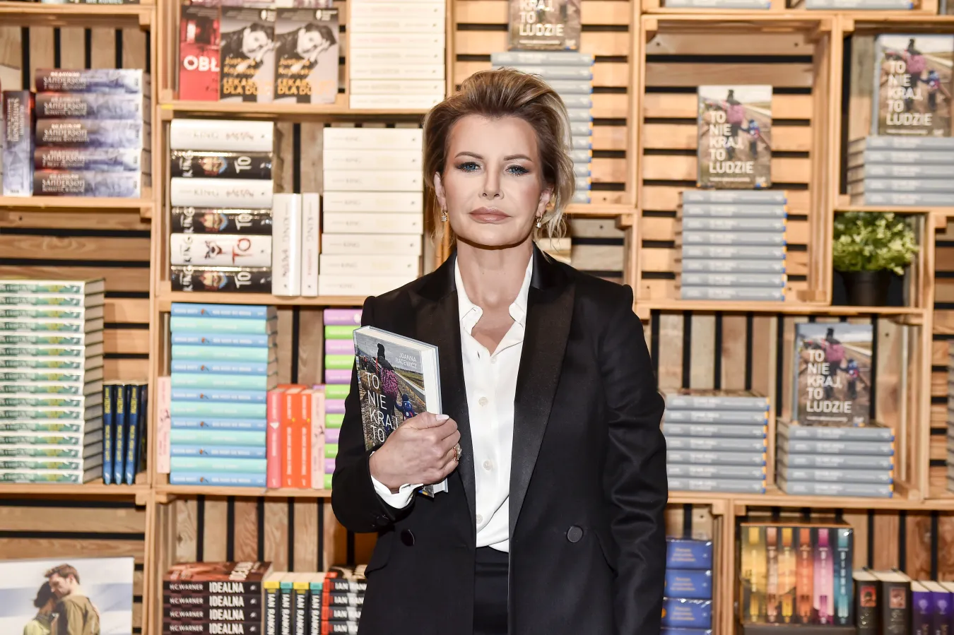 Joanna Racewicz widzi plus rosnących cen: Może nie będziemy szaleć z plastikozą i zniczozą