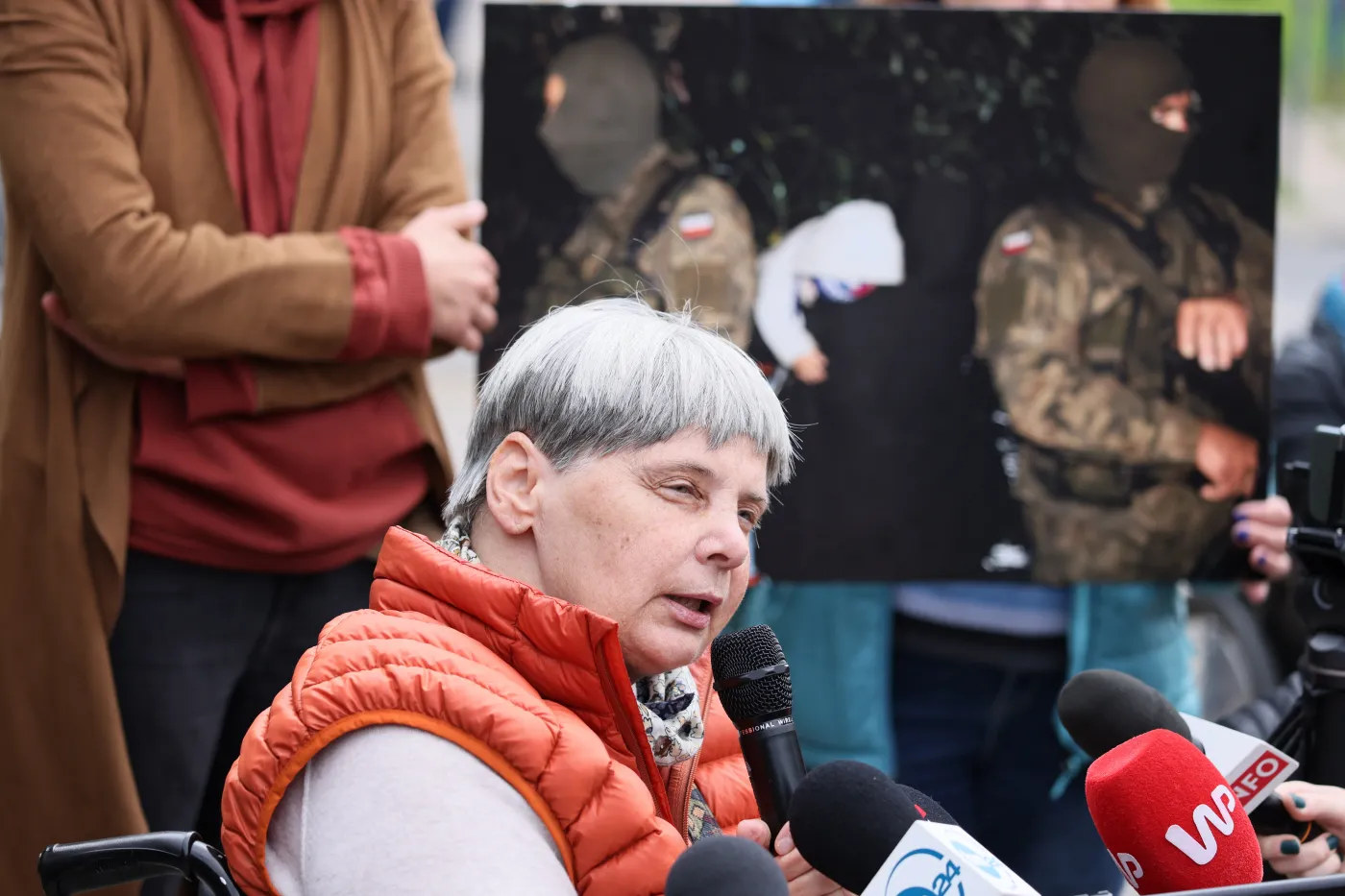 Ochojska reaguje na NAGRANIE SG: Skuteczność muru na granicy jest zerowa