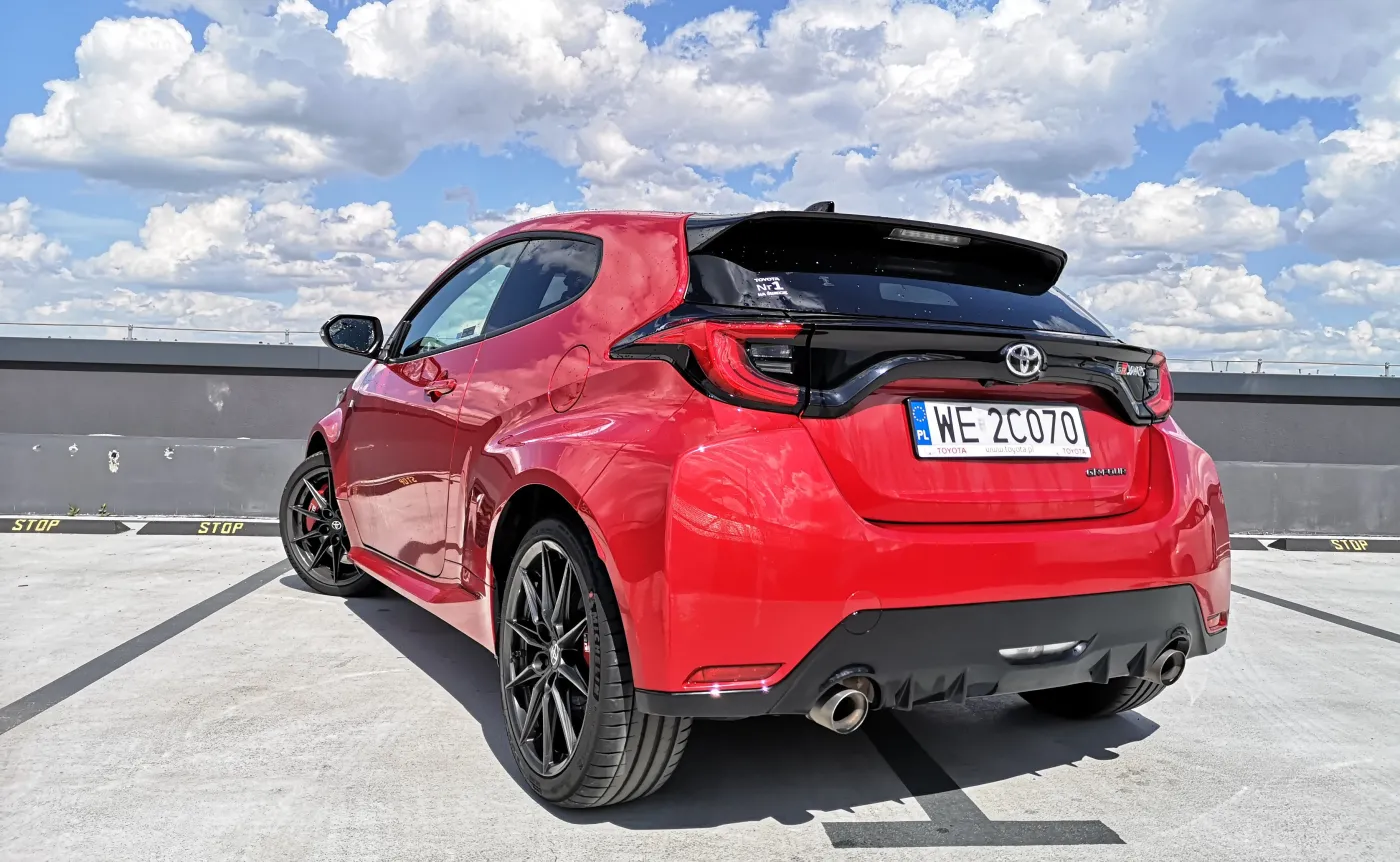 toyota-gr-yaris-37174126.jpg
