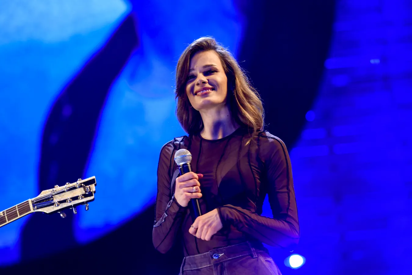 Błażej Król i Natalia Szroeder śpiewają "Bo jesteś ty" z repertuaru Krzysztofa Krawczyka