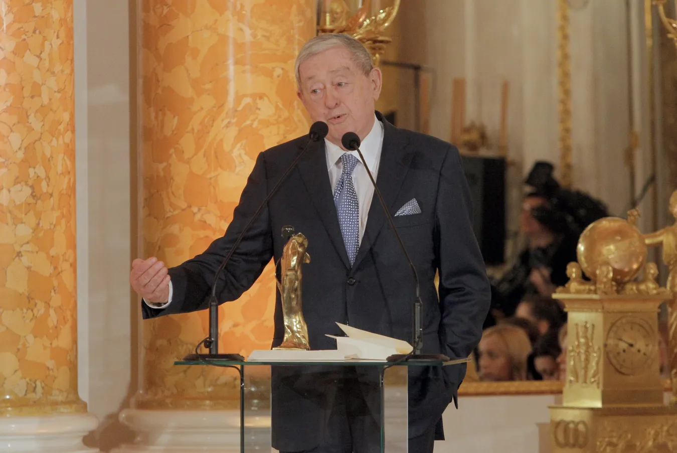 Gwiazdy żegnają Mariusza Waltera. "Zakochany po uszy w telewizji "