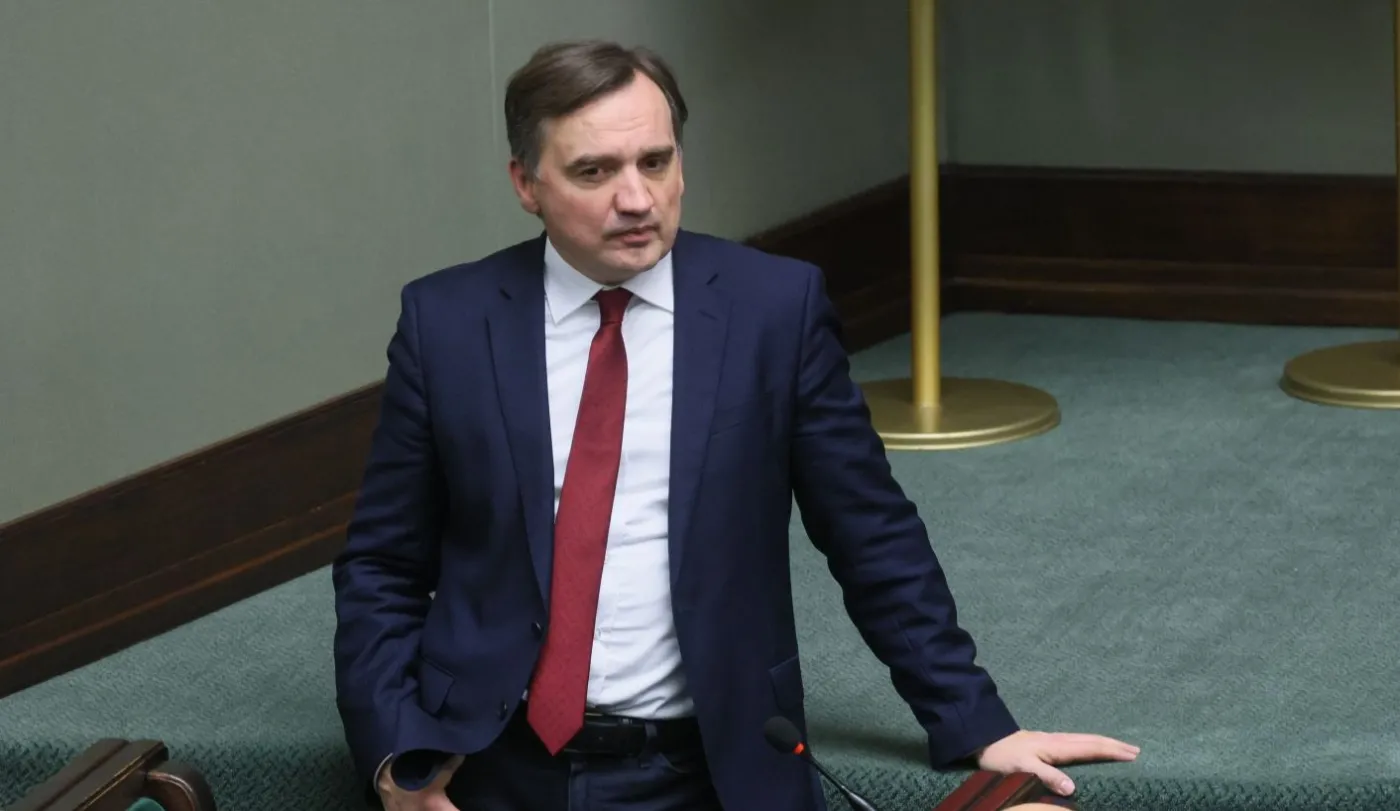 "Reforma” wymiaru sprawiedliwości od początku była karykaturą. Pod ścianą na własne życzenie