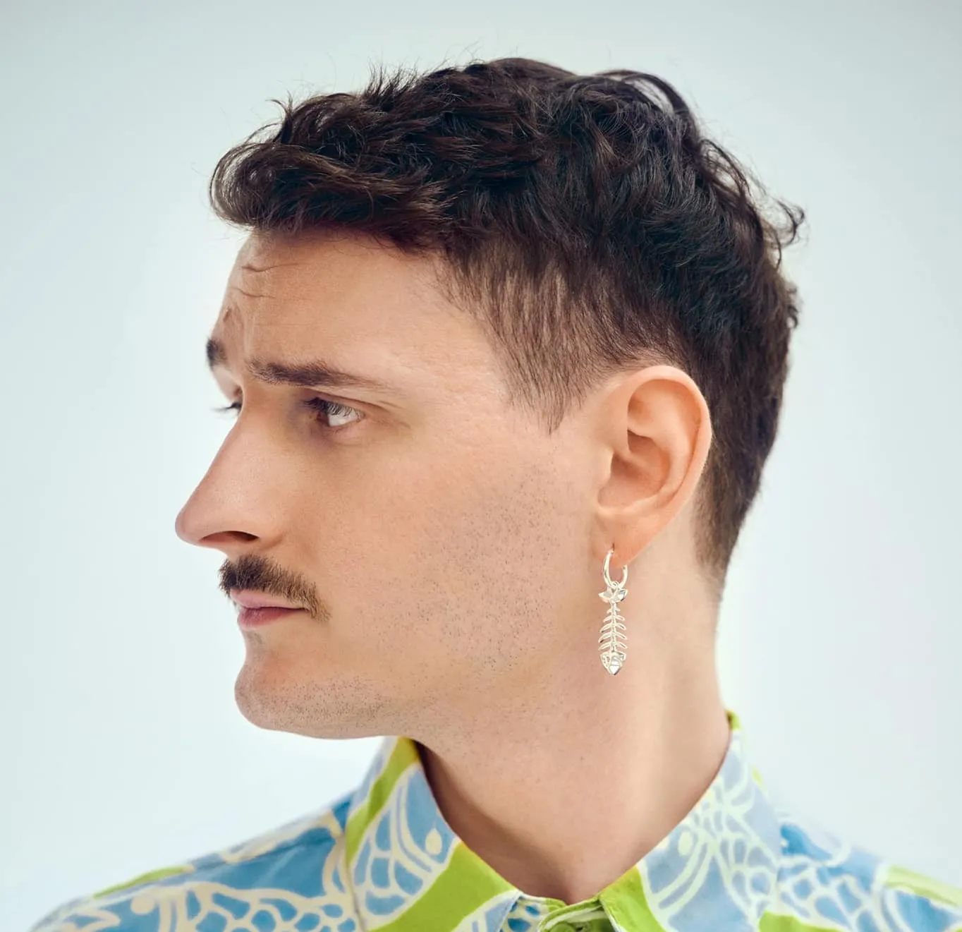 Dawid Podsiadło publikuje "Długość dźwięku samotności" oraz ogłasza dodatkowy koncert