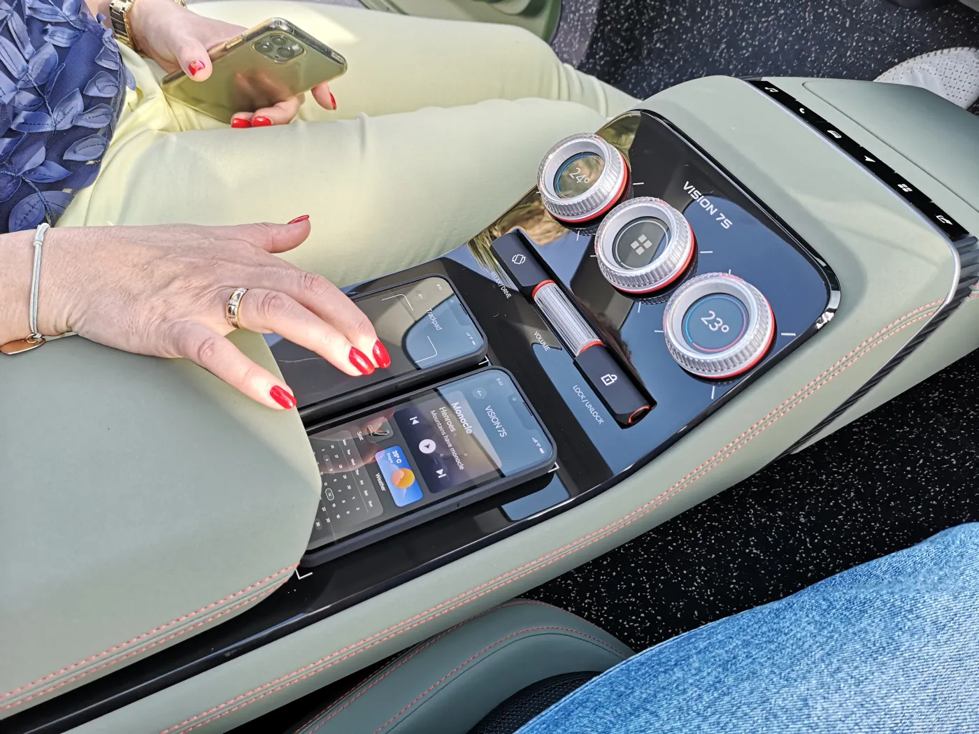 skoda-vision-7s-37676596.jpg