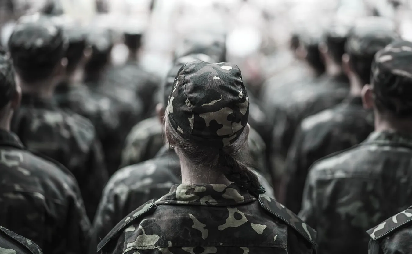 Molestowanie i mobbing w mundurówce. Gorzkie słowa byłej żołnierki GROM-u