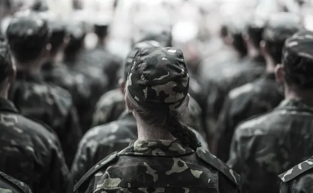 Molestowanie i mobbing w mundurówce. Gorzkie słowa byłej żołnierki GROM-u