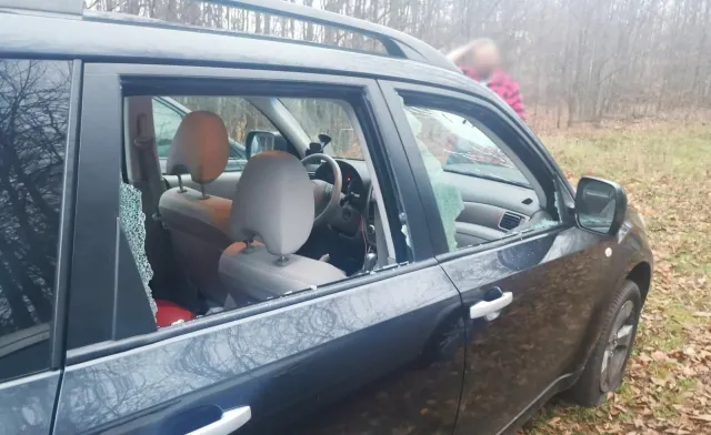 Zniszczono auta osób z inicjatywy Medycy na Granicy. "Ostatni dyżur w niedzielę"