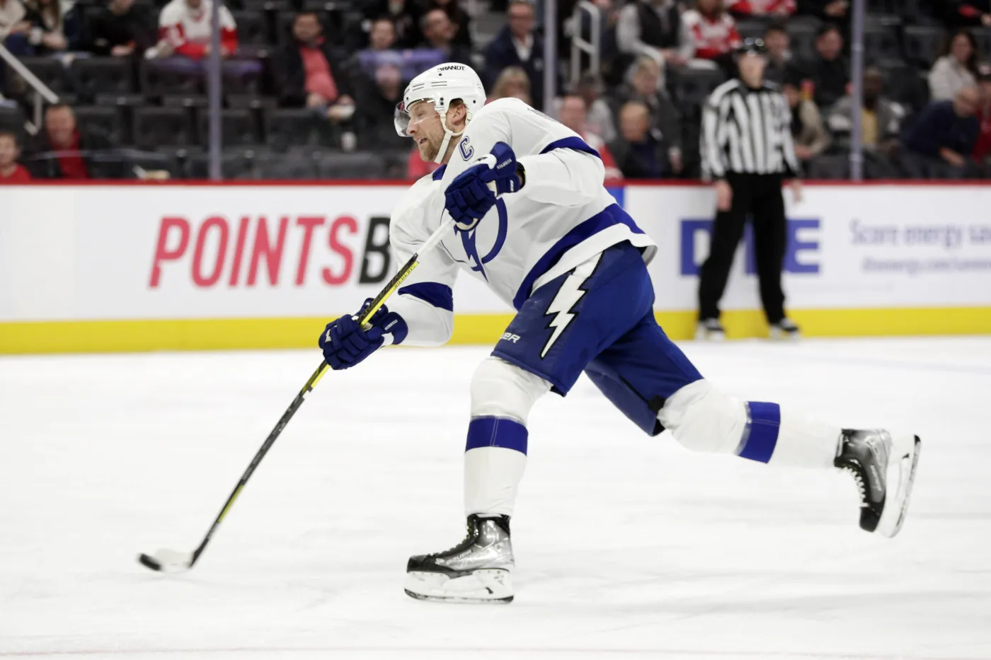 11. hat-trick i 500 goli Stamkosa. Lightning lepsi od Canucks