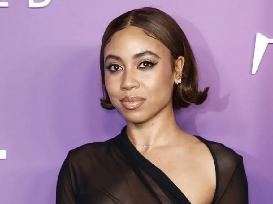 "Sutki na NIE". Andrea Ellsworth skrytykowana z nieumiejętne noszenie "naked dress" [FOTO]